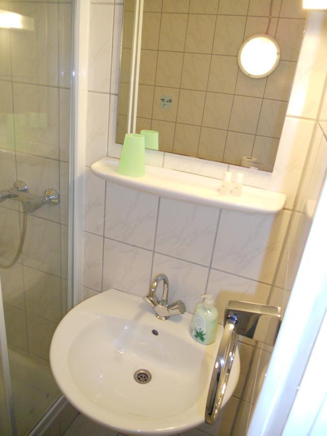Gaestehaus Koeln Eksteriør billede